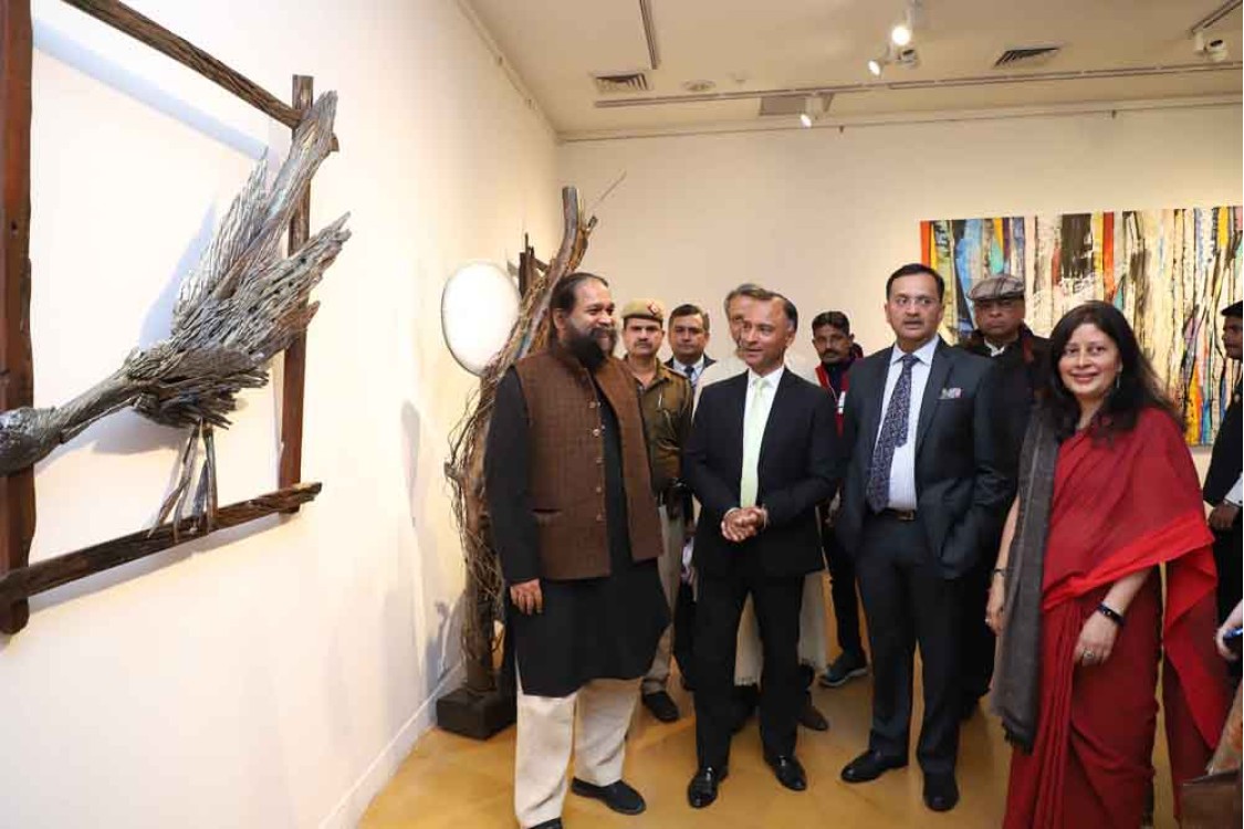 rt work by Farhat Jamshed